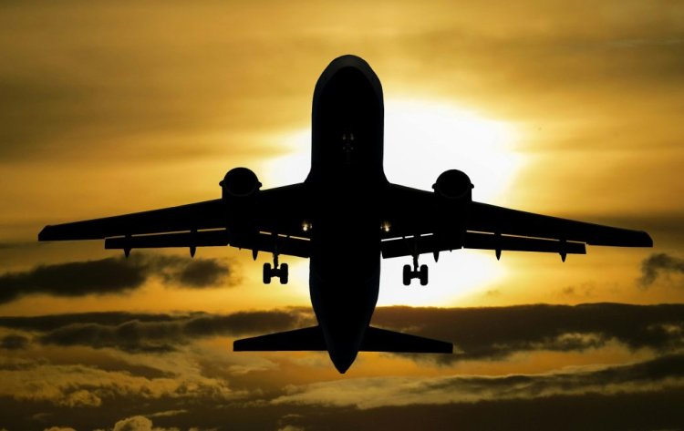 Are You Looking for Addlestone Taxis to Heathrow Airport Image Cars?